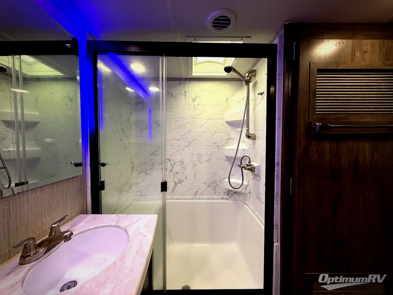 2021 Forest River Sierra 391FLRB Photo 19