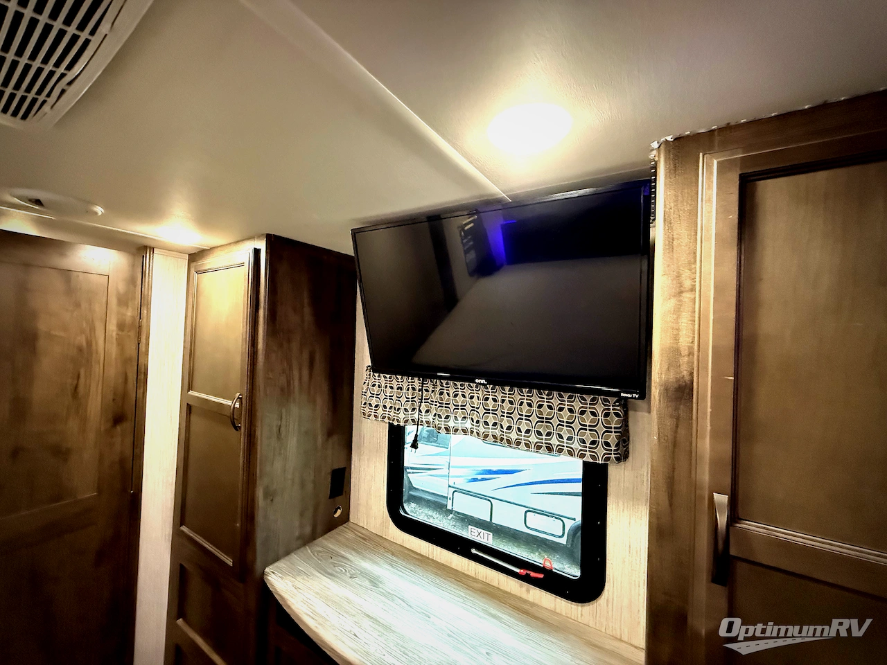 2021 Forest River Sierra 391FLRB Photo 22