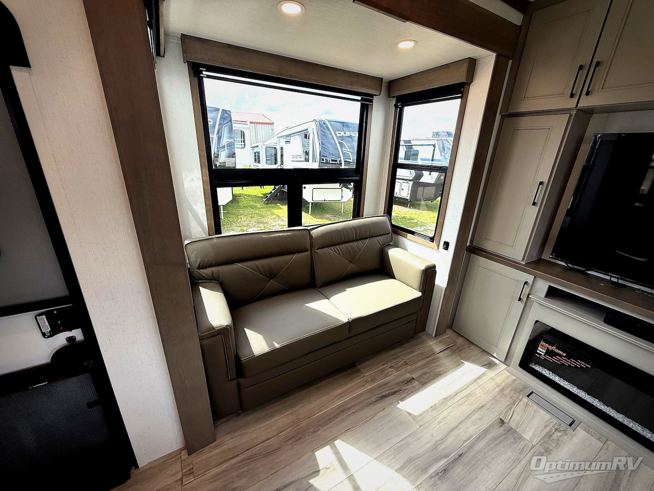 2026 KZ Durango Gold 393MKF Photo 7