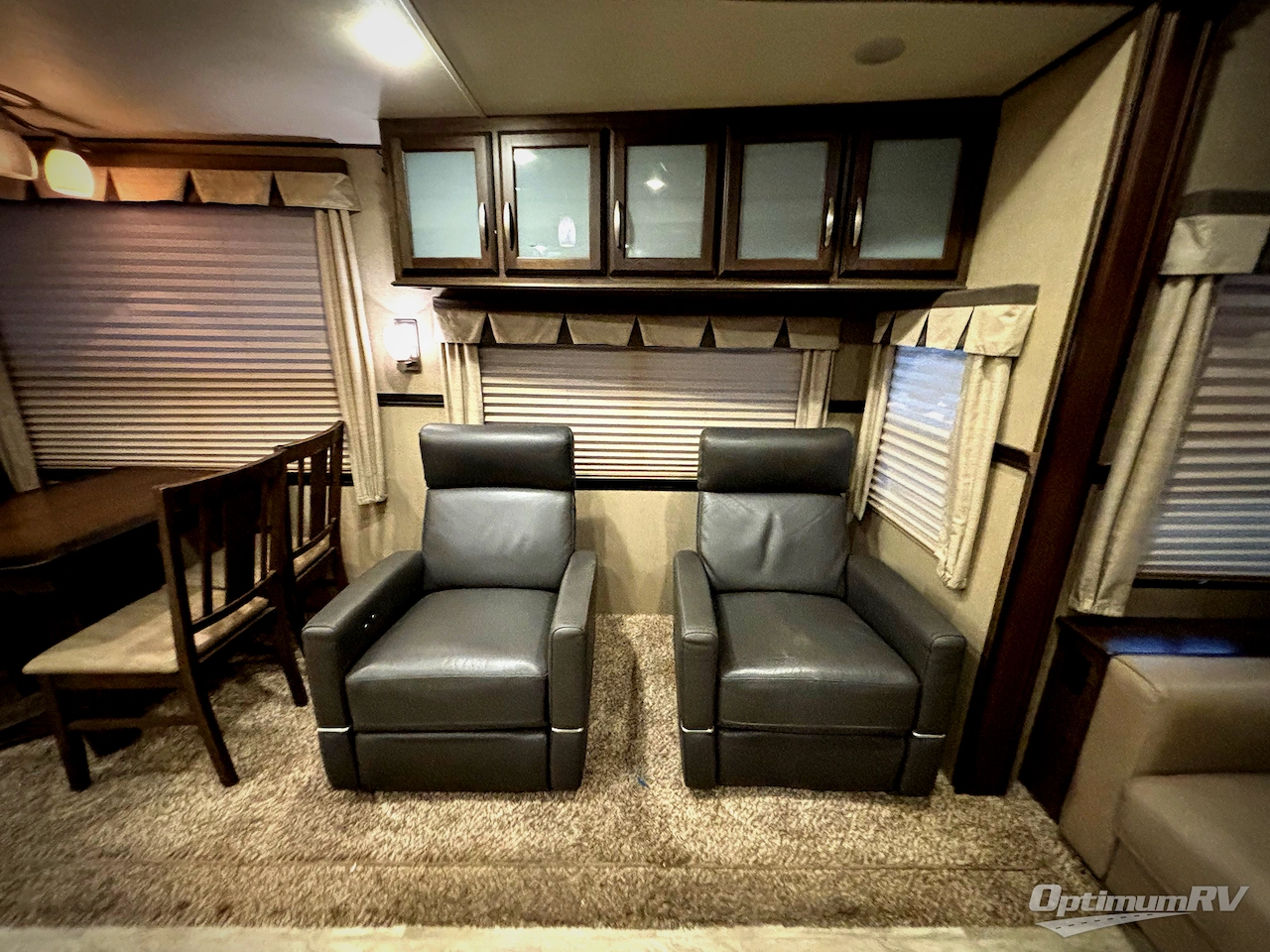 2016 Grand Design Solitude 369RL Photo 19
