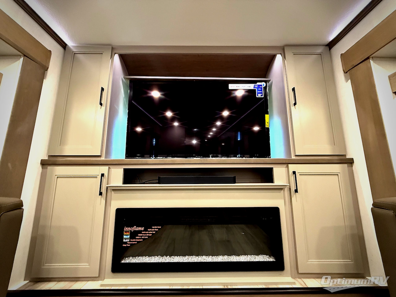 2026 KZ Durango Gold G388FLS Photo 19