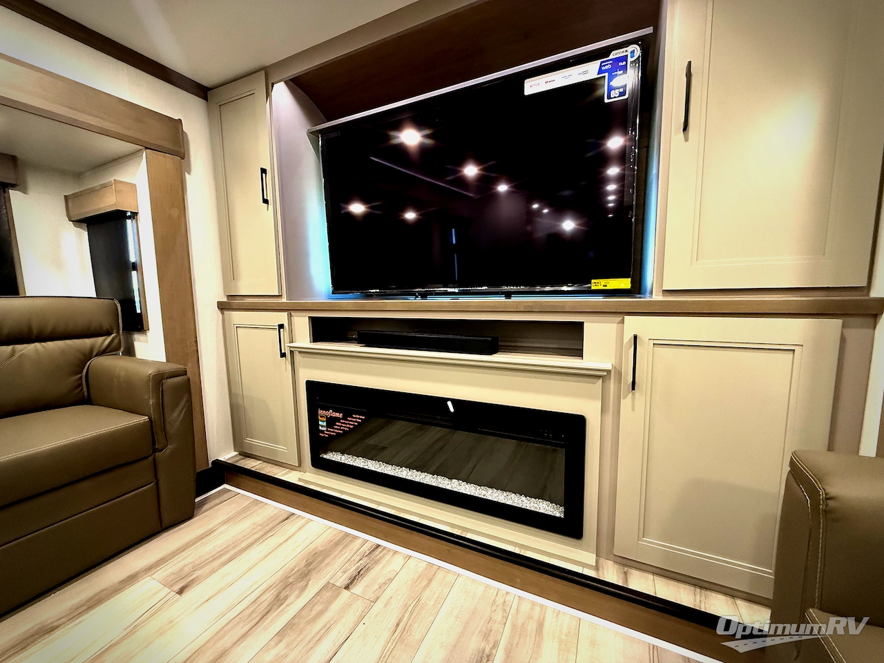 2026 KZ Durango Gold G388FLS Photo 17