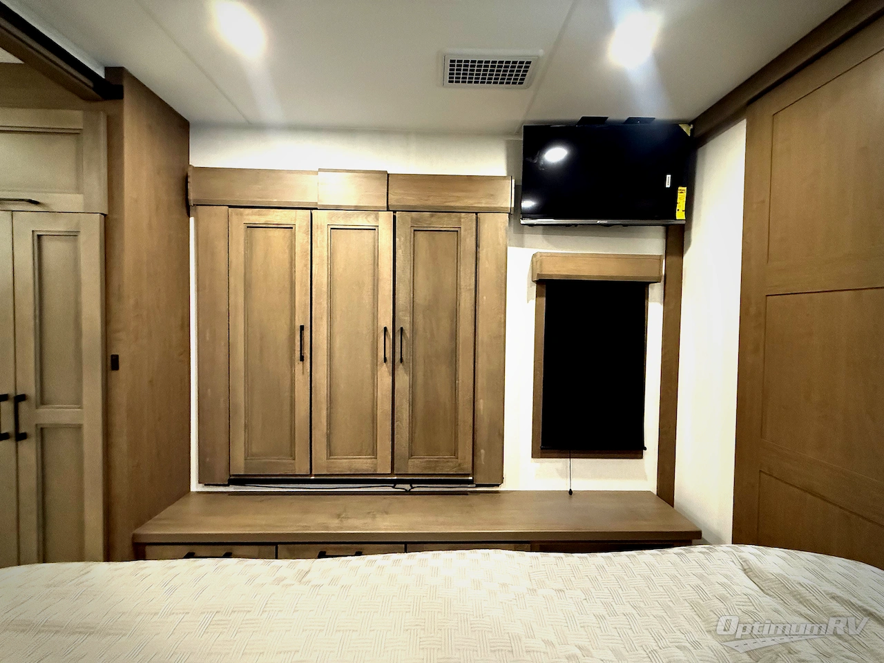 2026 KZ Durango Gold G388FLS Photo 21