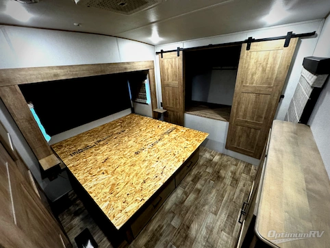 2022 Keystone Arcadia 377RL RV Photo 4