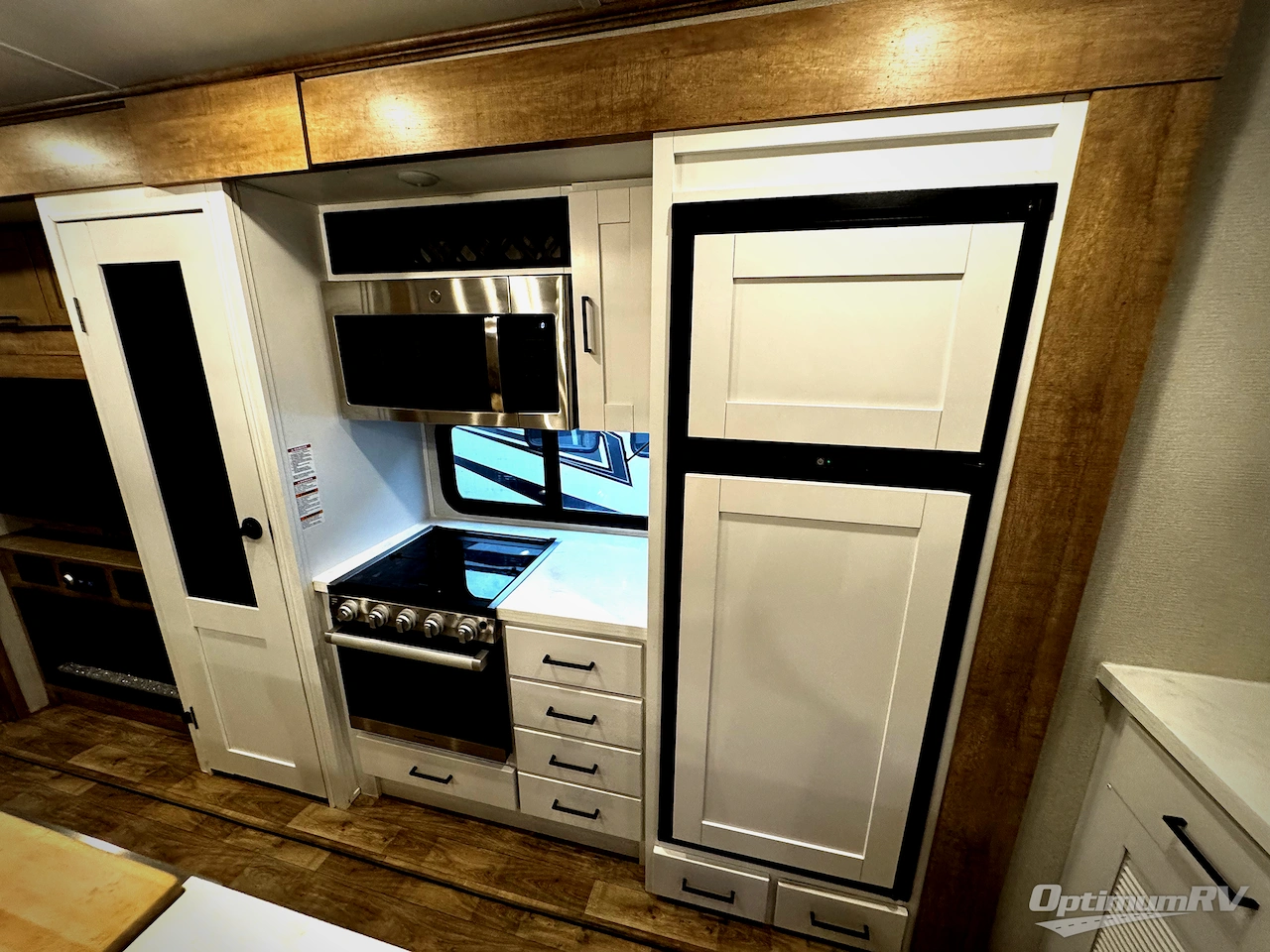 2022 Keystone Arcadia 377RL Photo 6