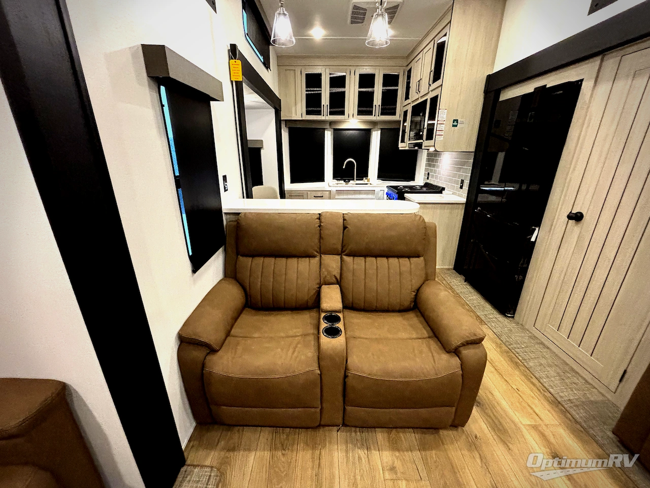 2026 Forest River Puma Vista 403LFT Photo 10