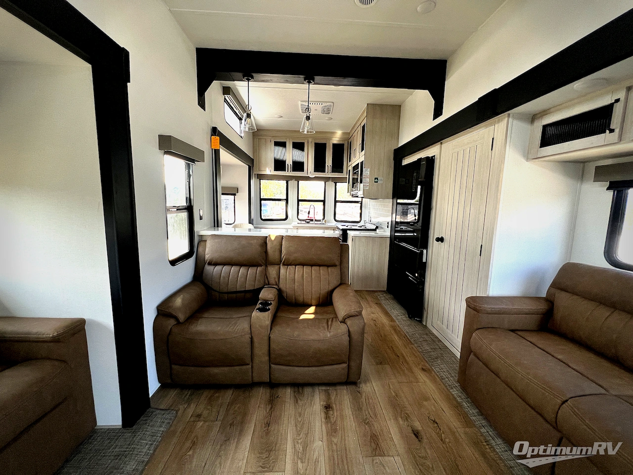 2026 Forest River Puma Vista 403LFT Photo 5