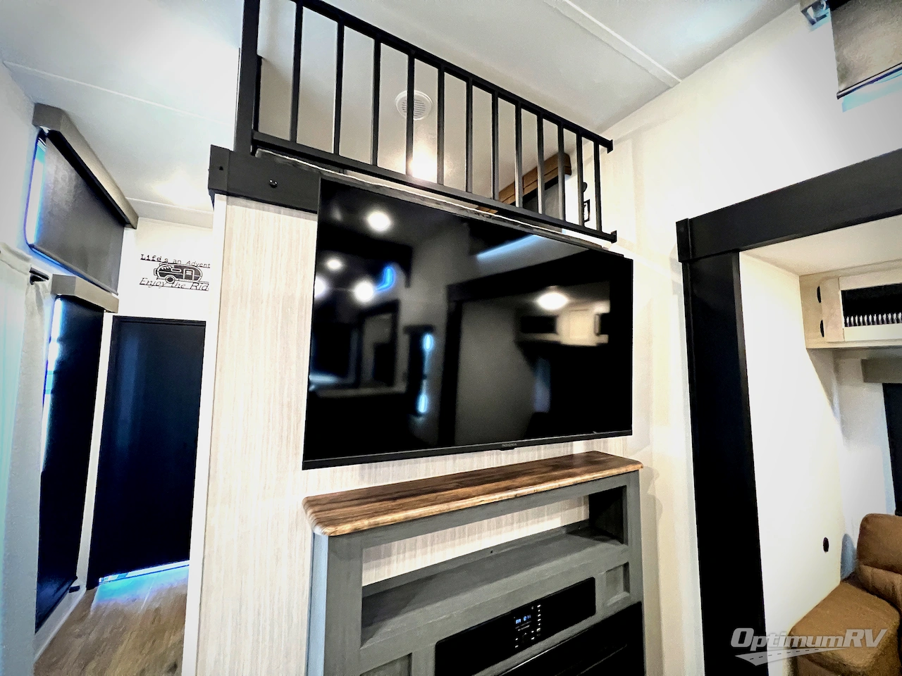 2026 Forest River Puma Vista 403LFT Photo 17