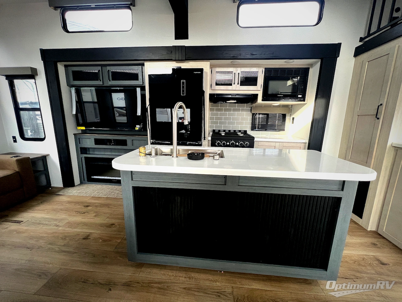 2026 Forest River Puma Vista 401RLFT Photo 10