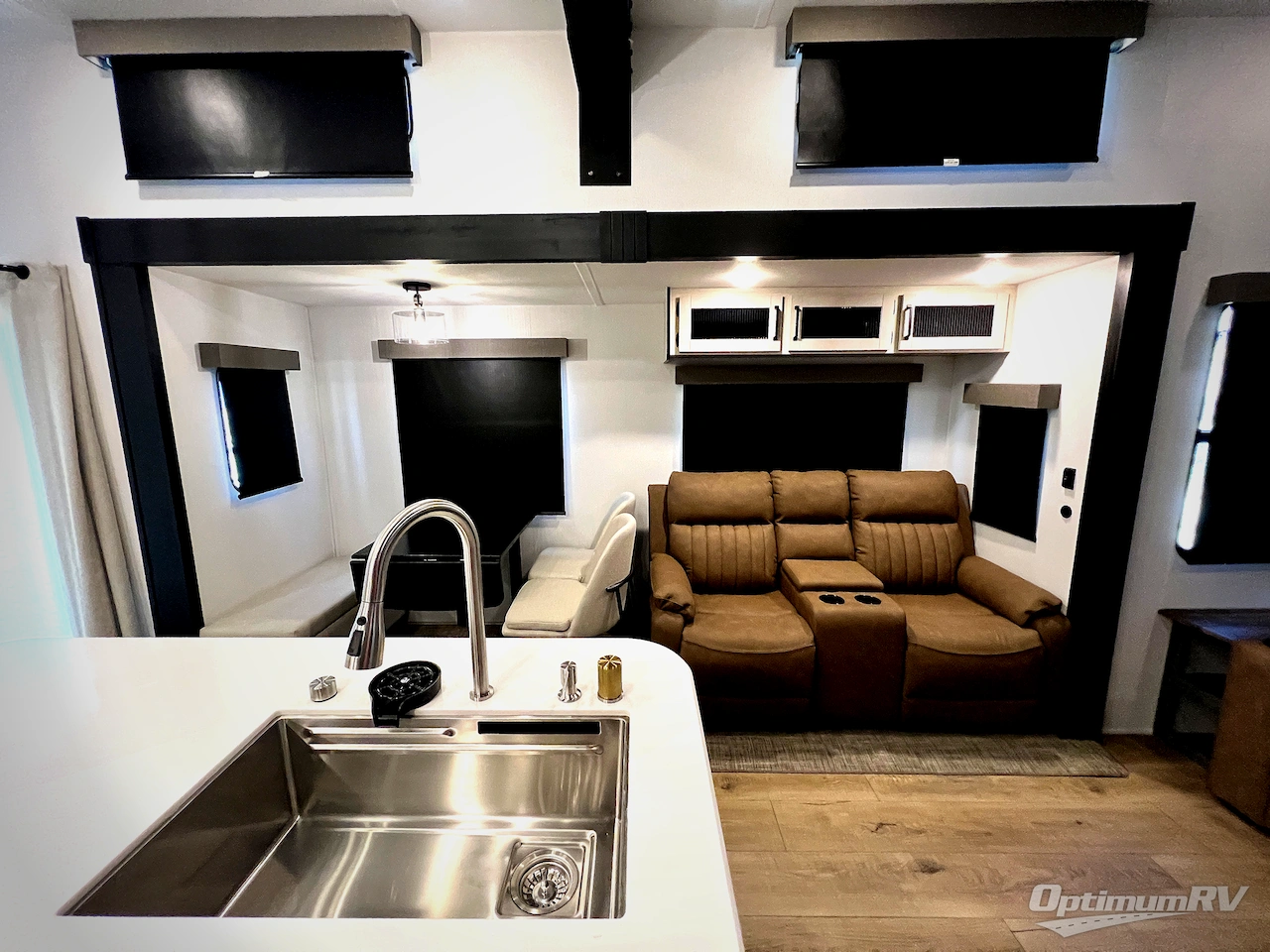 2026 Forest River Puma Vista 401RLFT Photo 6