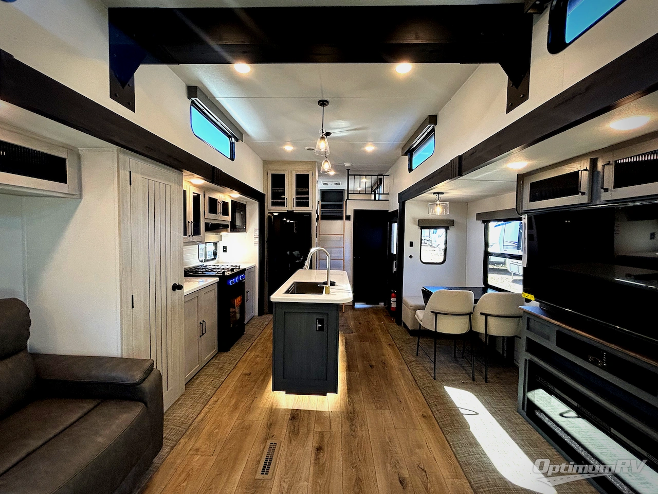 2026 Forest River Puma Vista 420LFT Photo 5