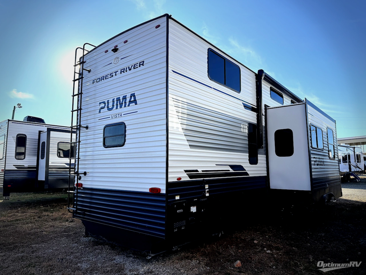 2026 Forest River Puma Vista 421LFT Photo 2