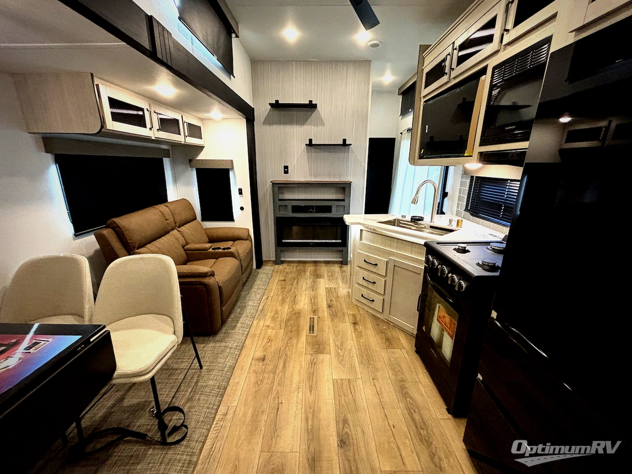 2026 Forest River Puma Vista 403LFT Photo 5