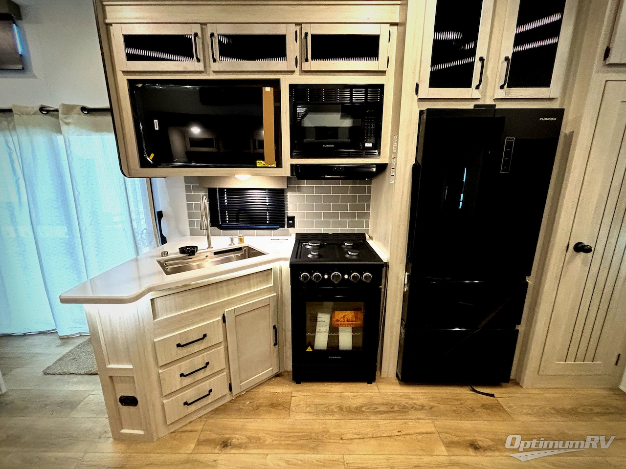 2026 Forest River Puma Vista 403LFT Photo 6