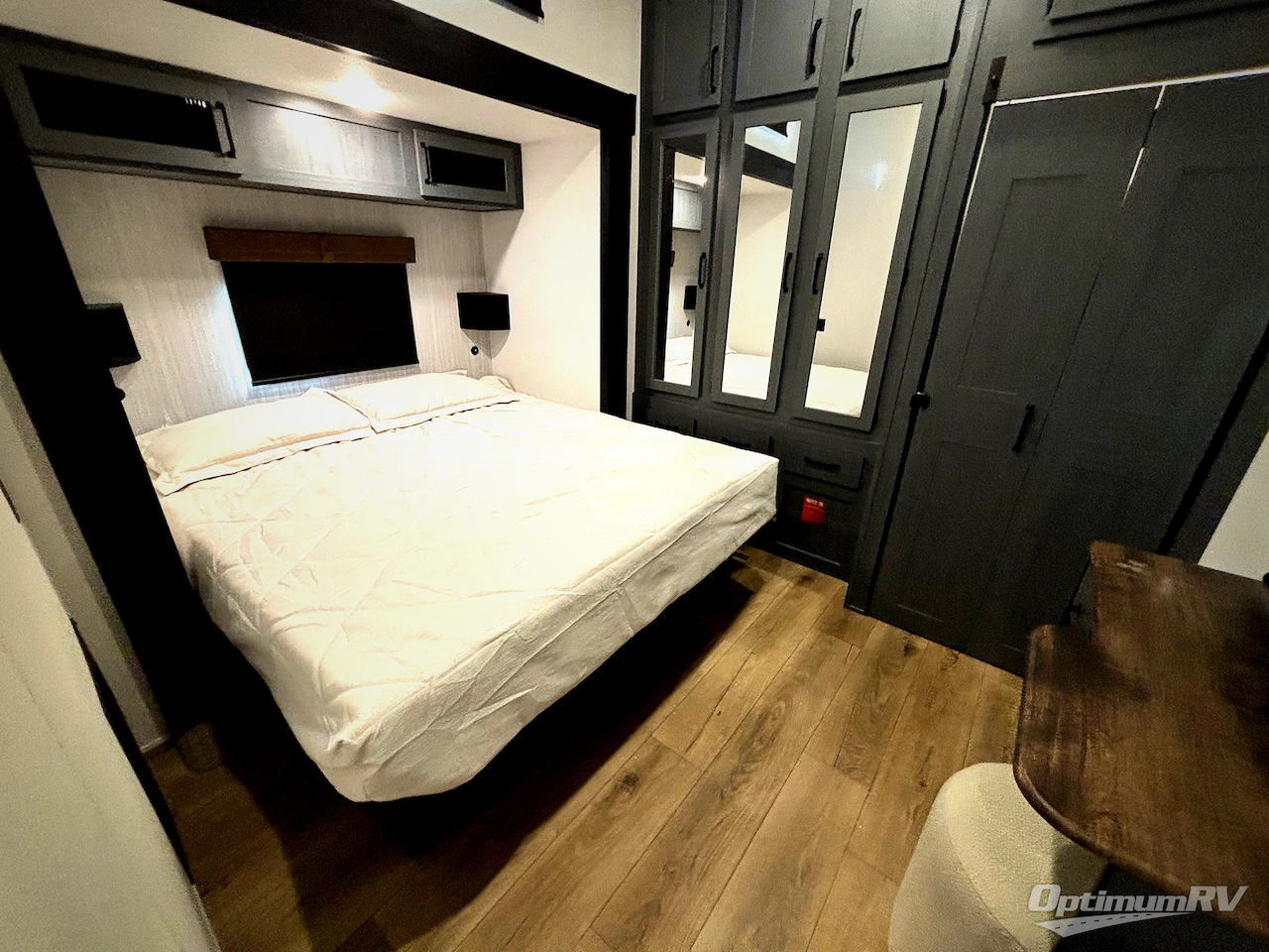 2026 Forest River Puma Vista 403LFT Photo 8