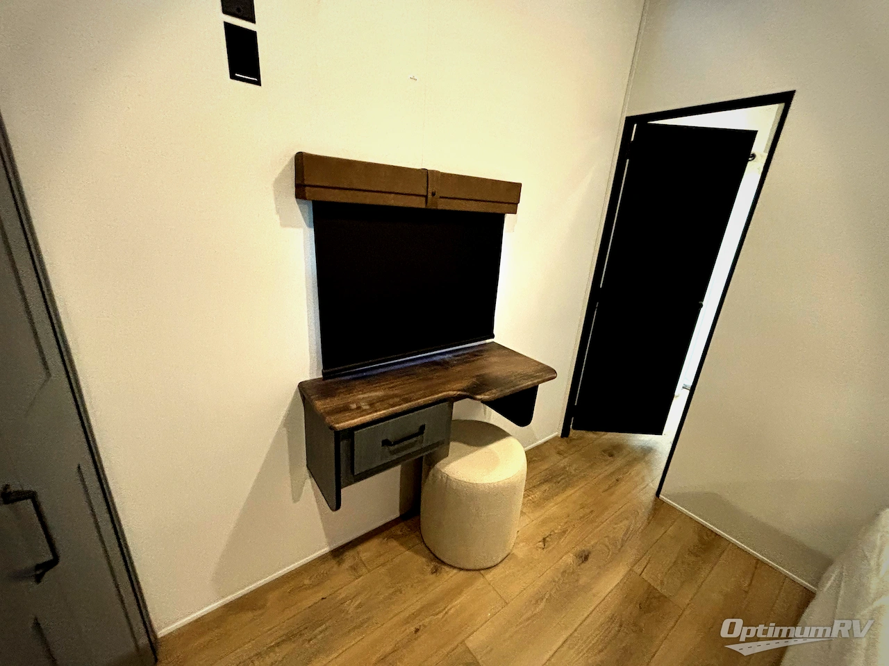 2026 Forest River Puma Vista 403LFT Photo 12