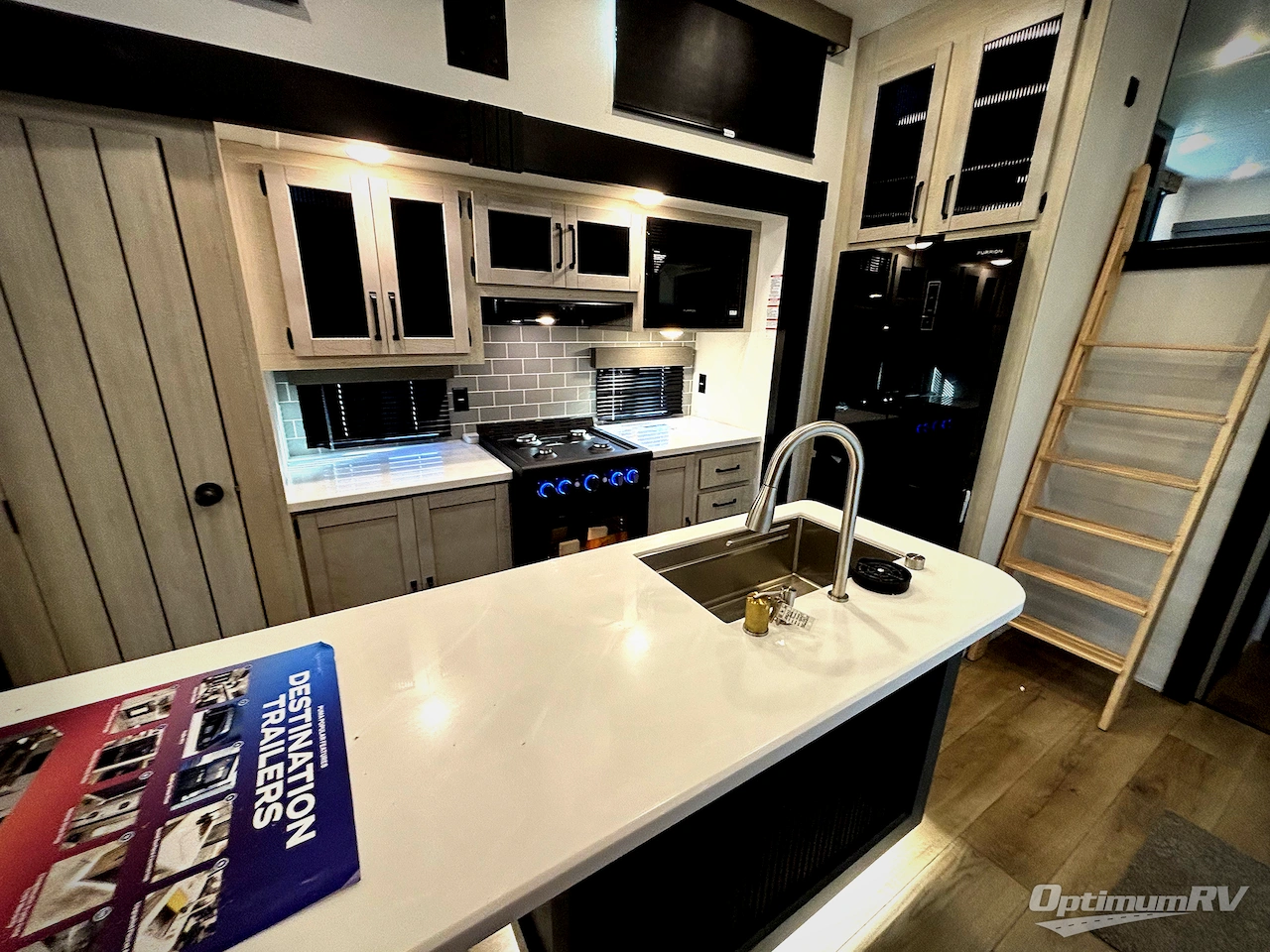 2026 Forest River Puma Vista 423LFT Photo 5