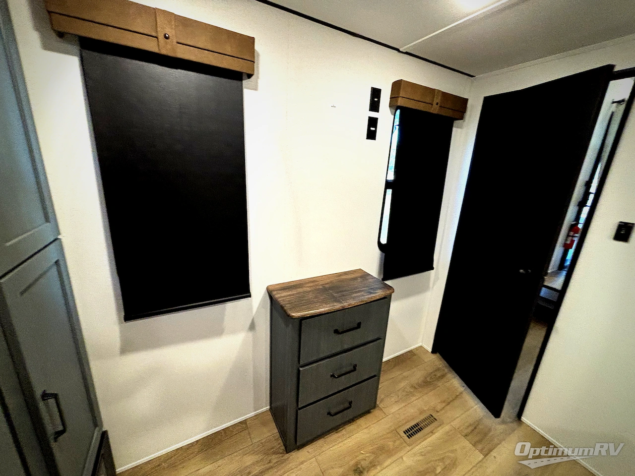 2026 Forest River Puma Vista 423LFT Photo 11