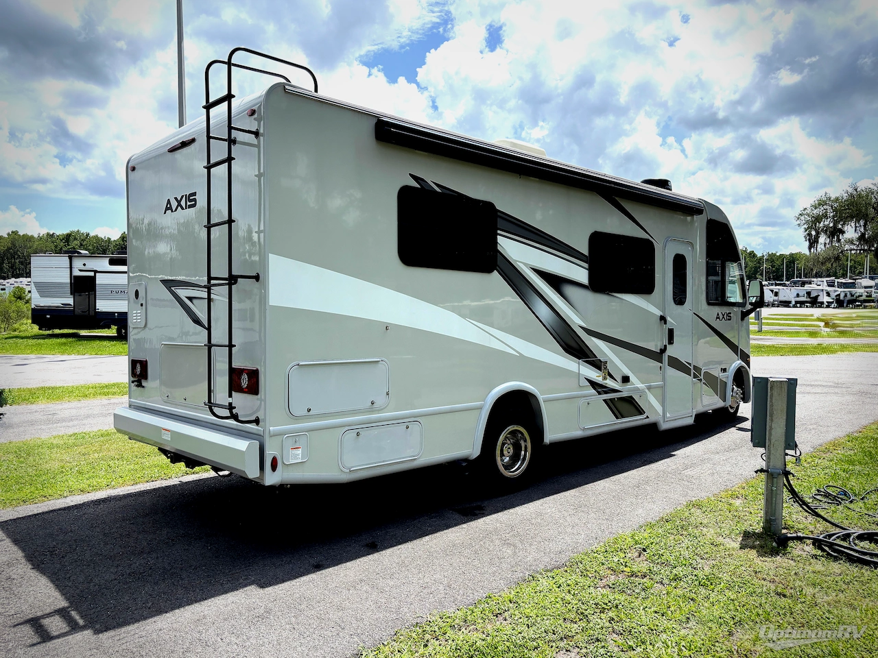 2025 Thor Axis 26.1 Photo 17