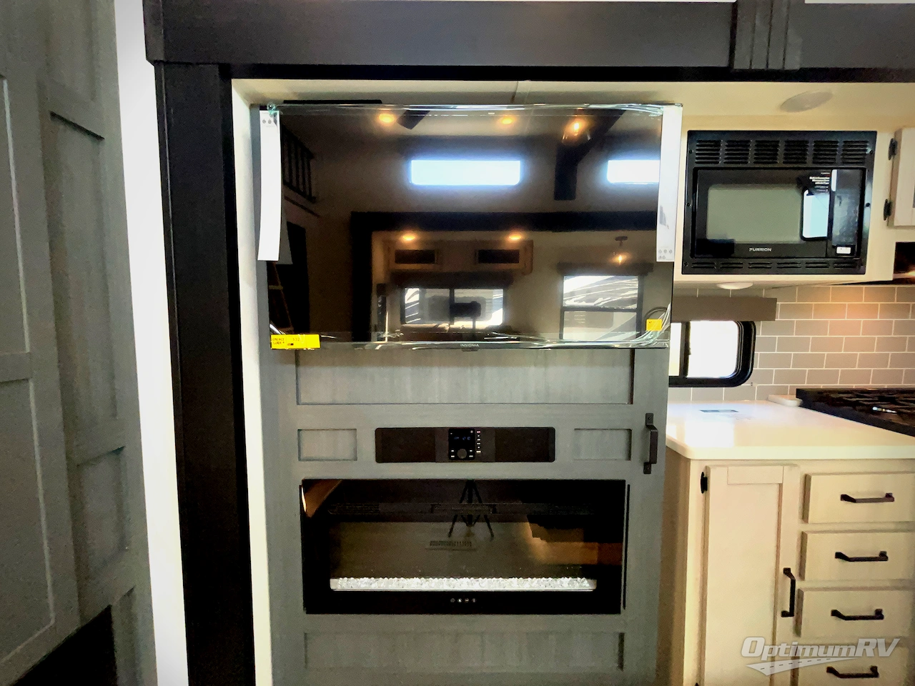 2026 Forest River Puma Vista 421LFT Photo 12