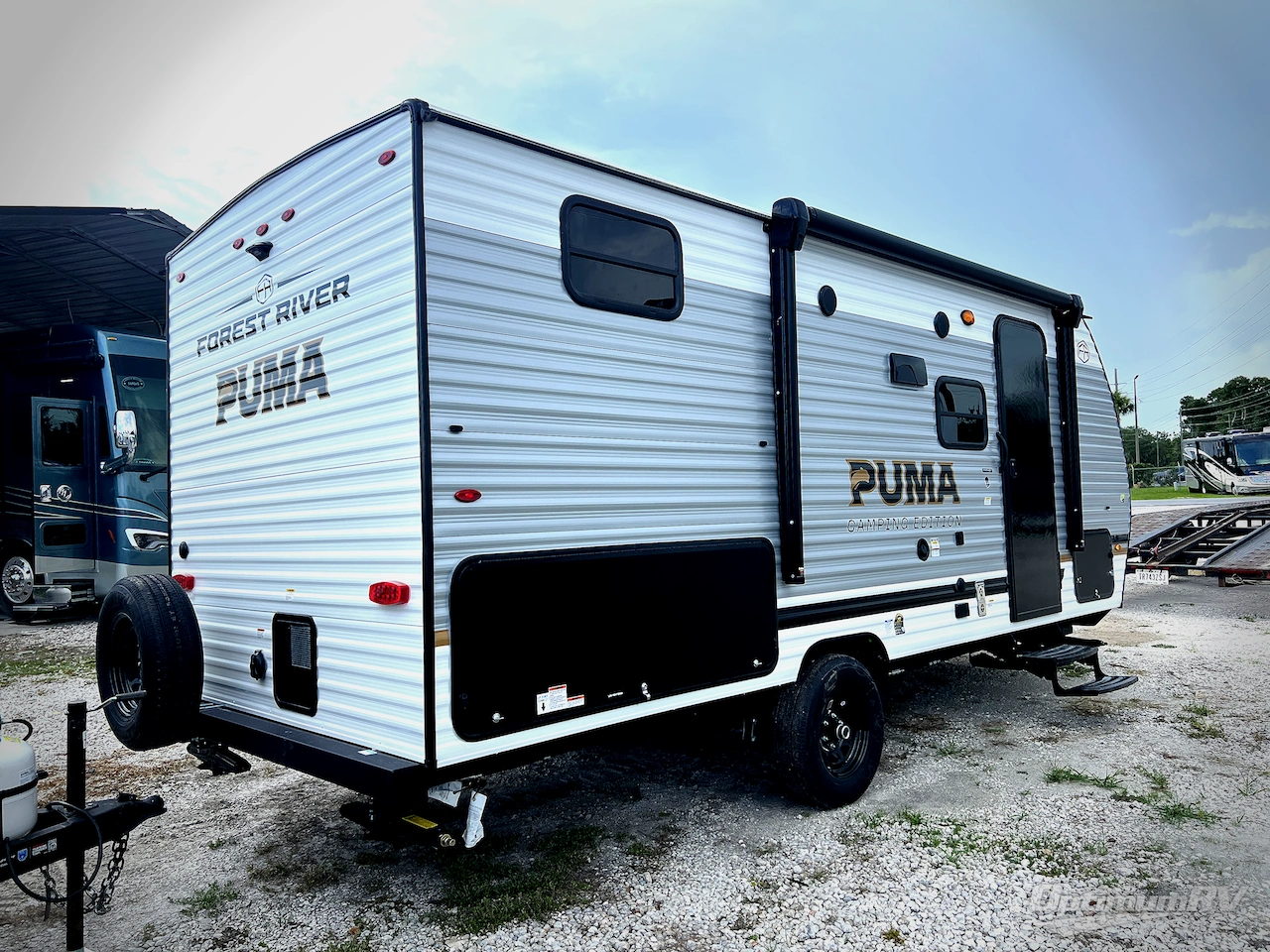 2027 Forest River Puma Camping Edition 18BHCE Photo 3