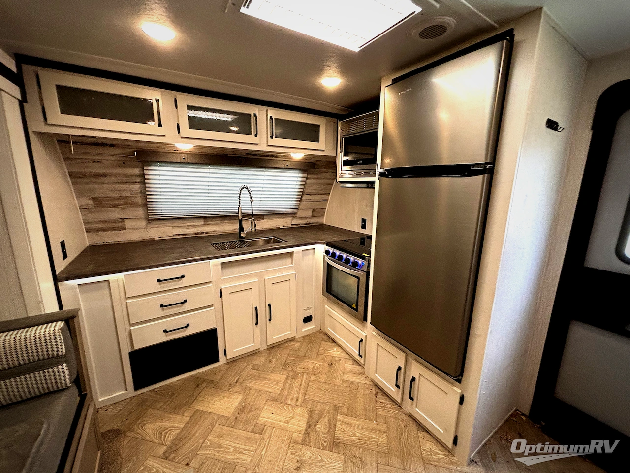 2021 Palomino Puma 26FKDS Photo 6