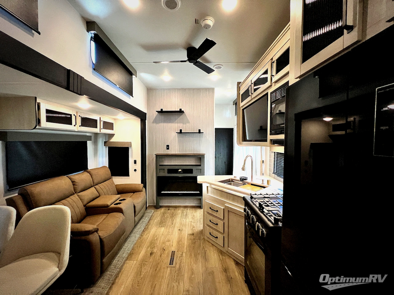 2026 Forest River Puma Vista 429LFT Photo 5