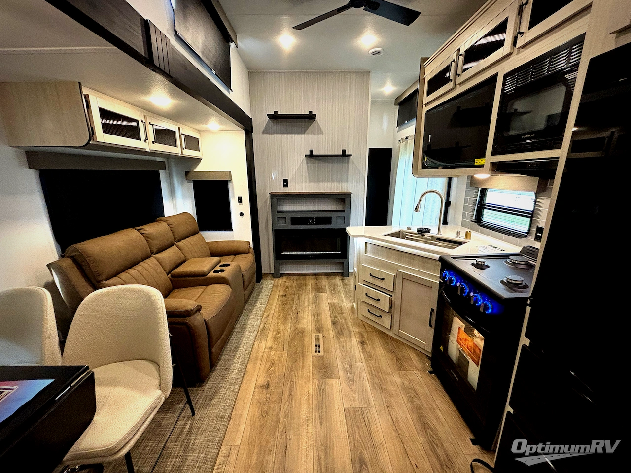 2026 Forest River Puma Vista 429LFT Photo 5
