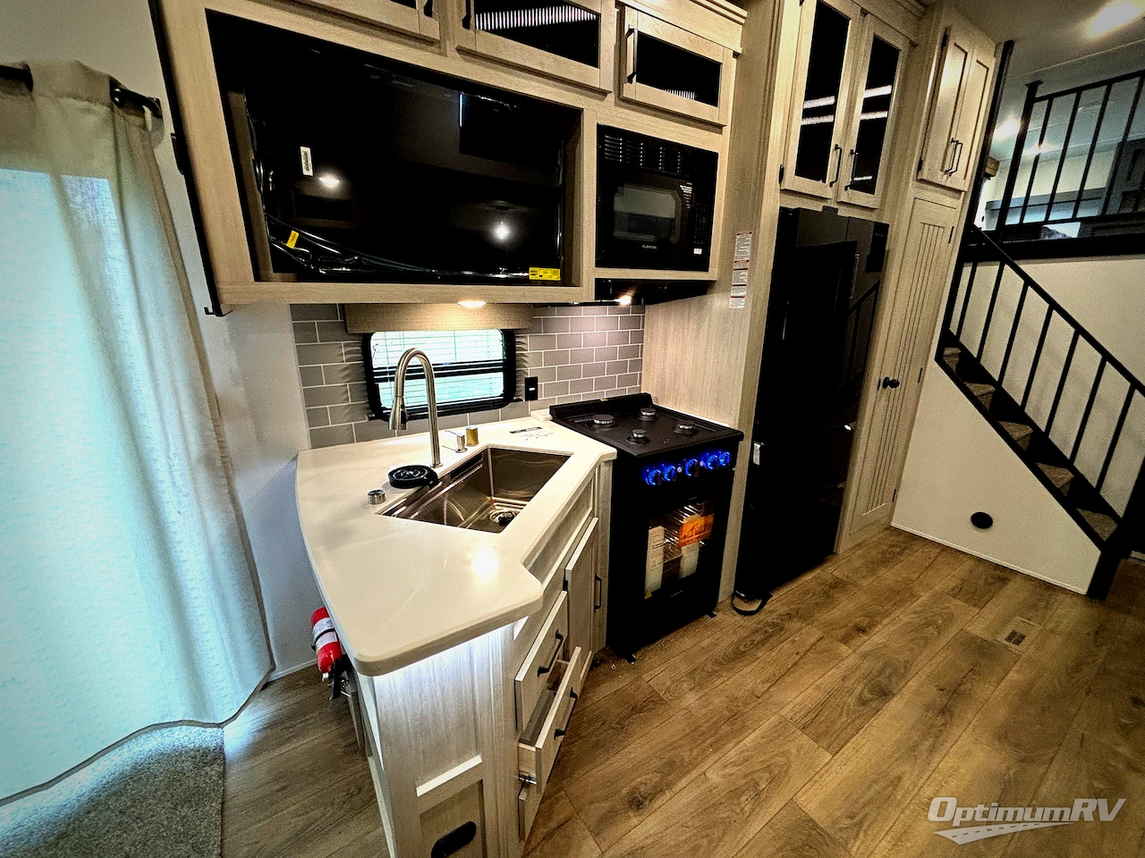 2026 Forest River Puma Vista 429LFT Photo 15