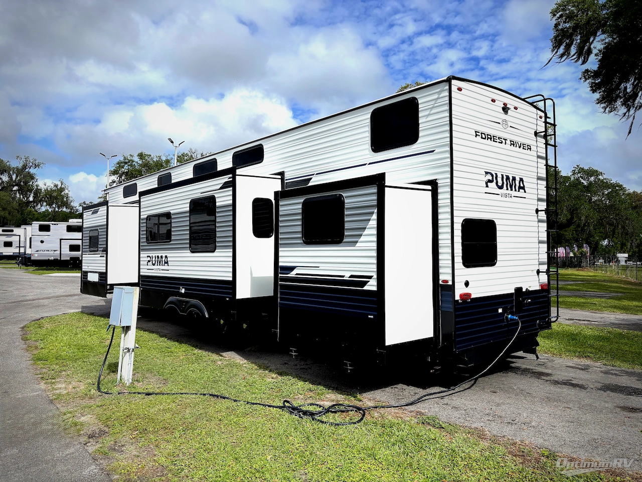 2026 Forest River Puma Vista 429LFT Photo 3