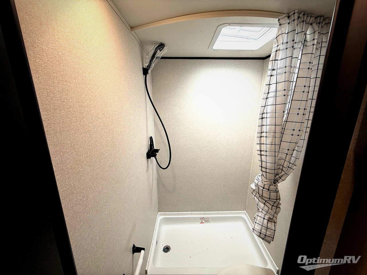 2026 Heartland Prowler 1702DBS Photo 9