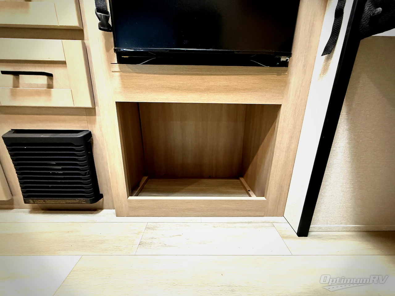 2026 Heartland Prowler 1702DBS Photo 13