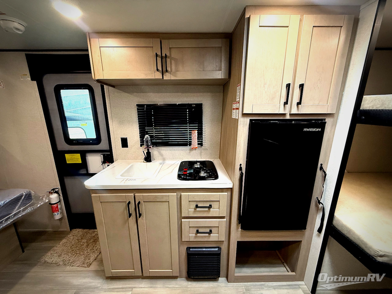 2026 Heartland Prowler 1702DBS Photo 9