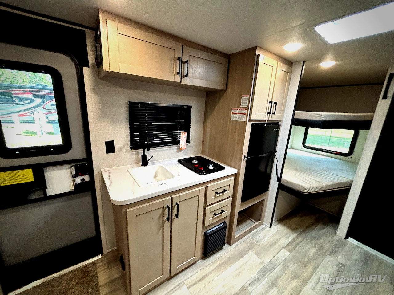 2026 Heartland Prowler 1702DBS Photo 8