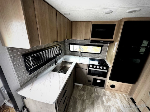 2025 Dutchmen Kodiak 257RKSL RV Photo 2