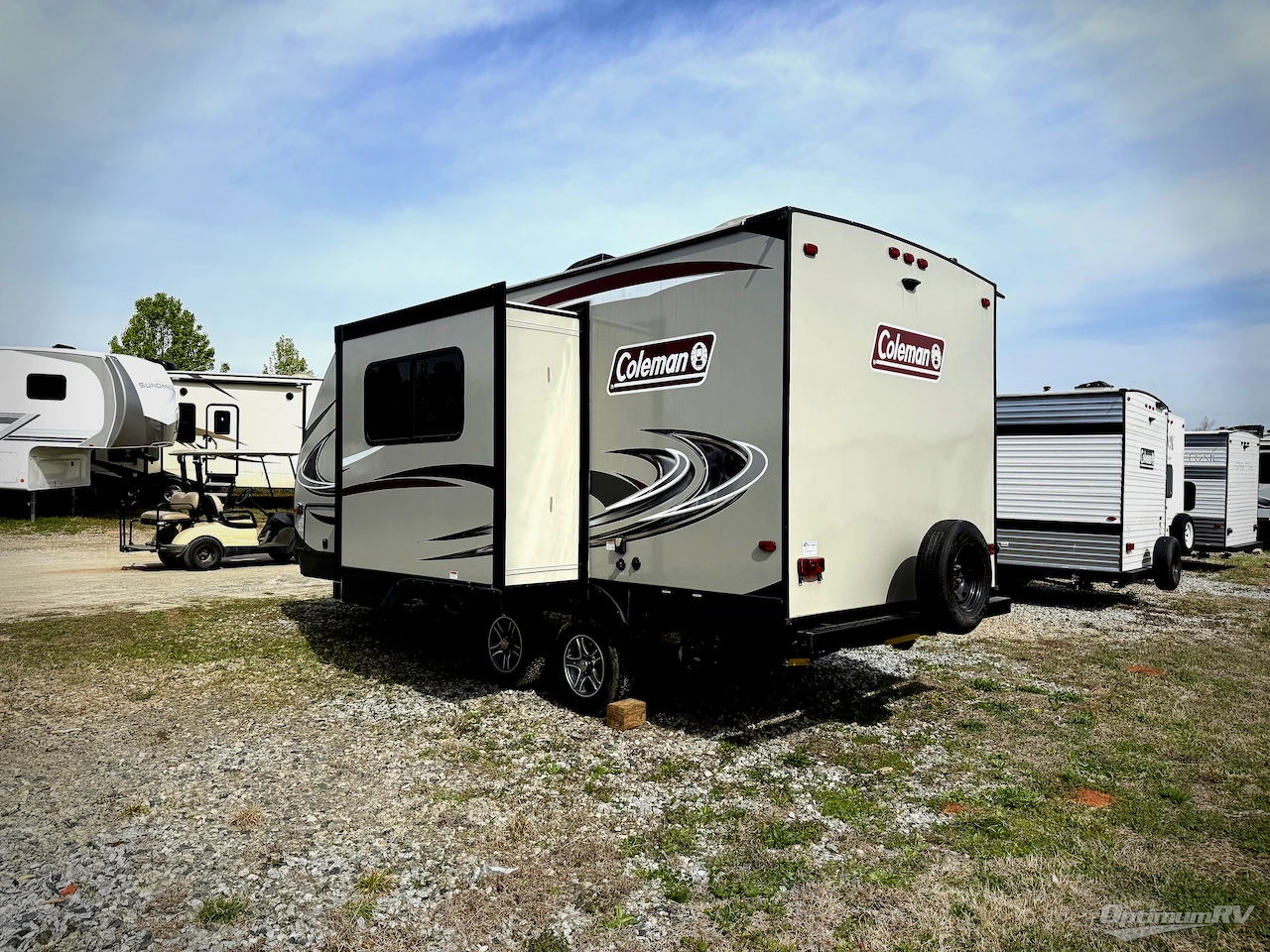 2020 Dutchmen Coleman Light 1805RB Photo 3