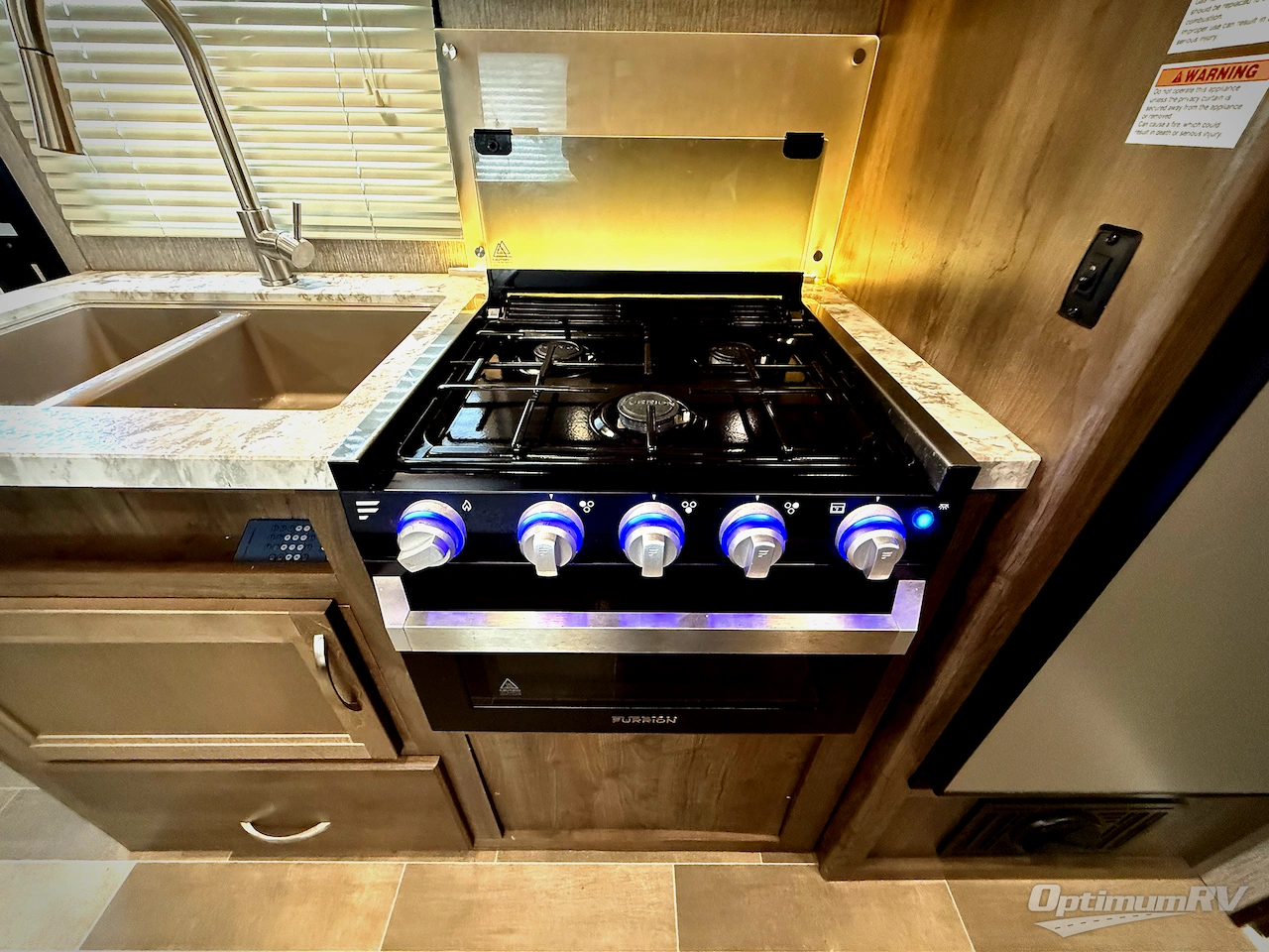 2020 Dutchmen Coleman Light 1805RB Photo 14