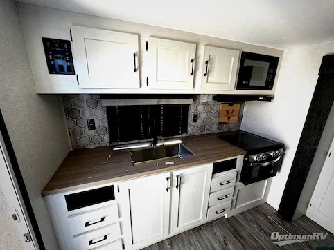 2026 Venture Sienna SA231VRK RV Photo 2