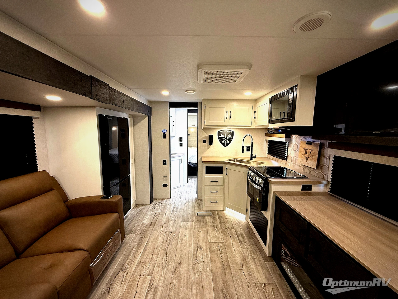 2026 Venture Sienna SA241VRD Photo 4