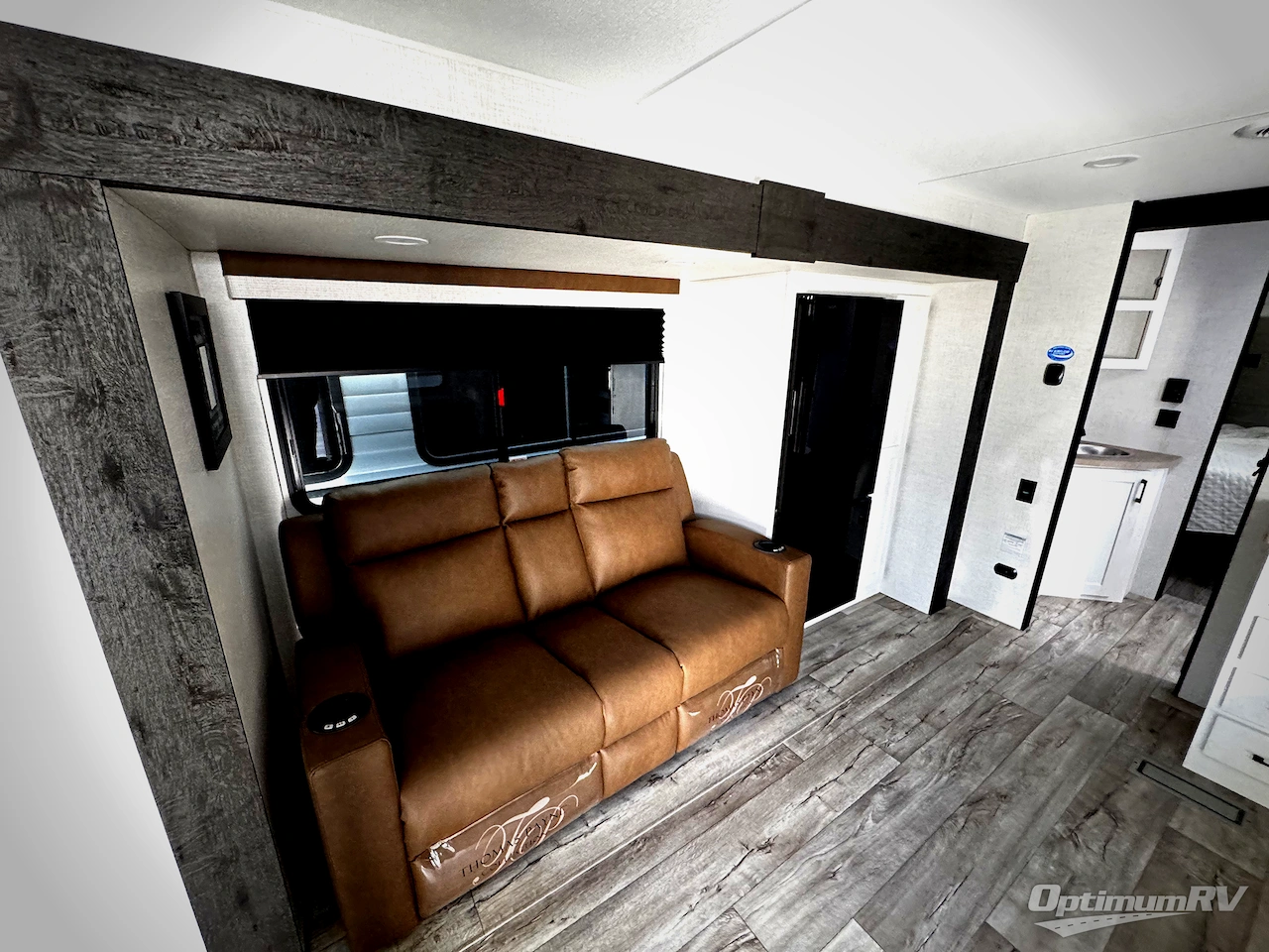 2026 Venture Sienna SA241VRD Photo 4