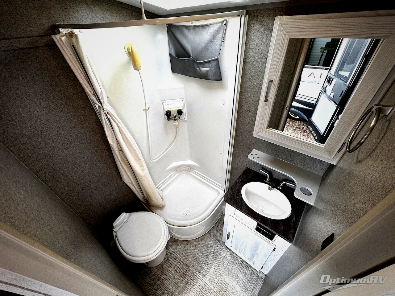 2020 Forest River Rockwood GEO Pro 19FBS Photo 5