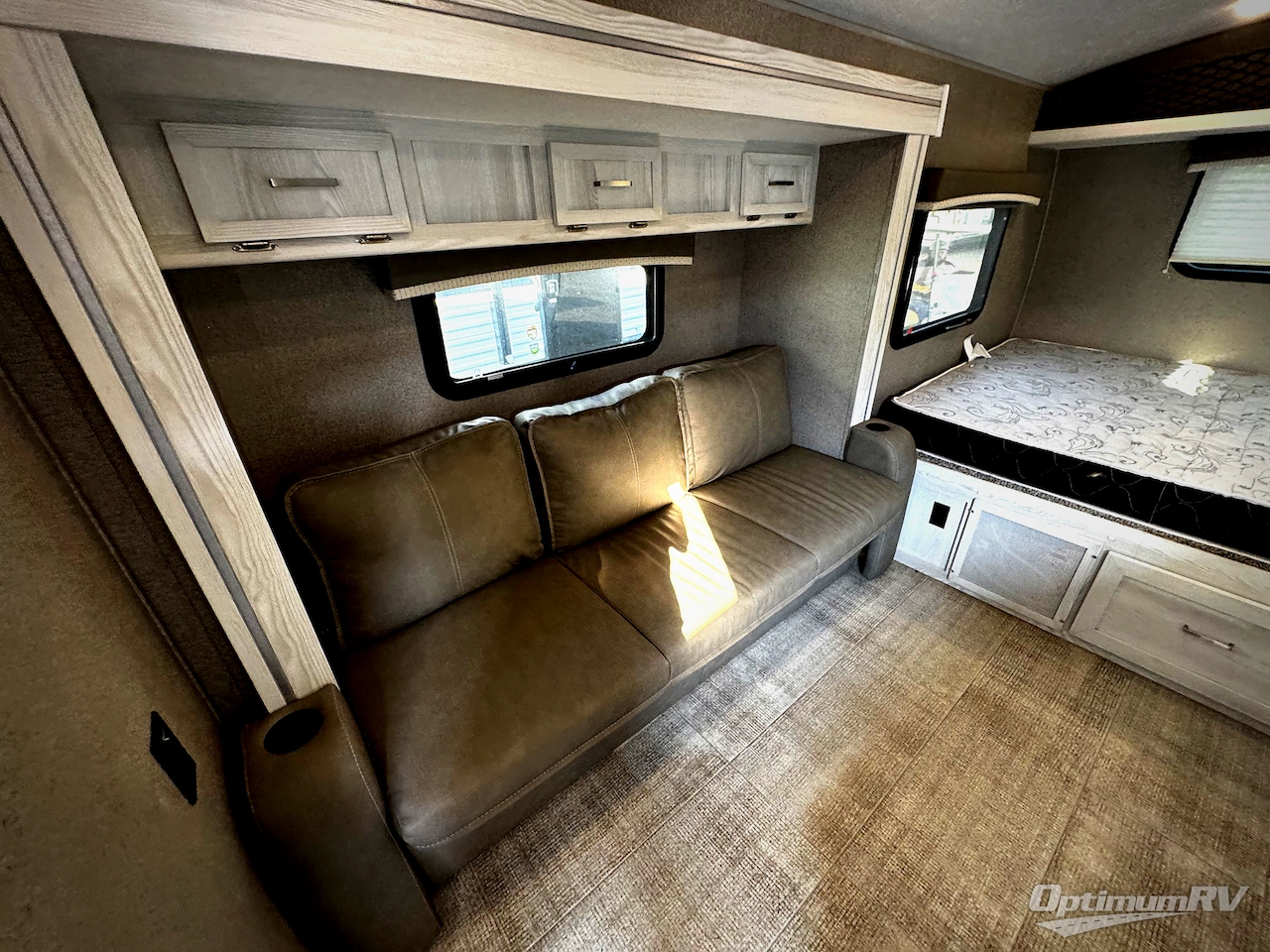 2020 Forest River Rockwood GEO Pro 19FBS Photo 6