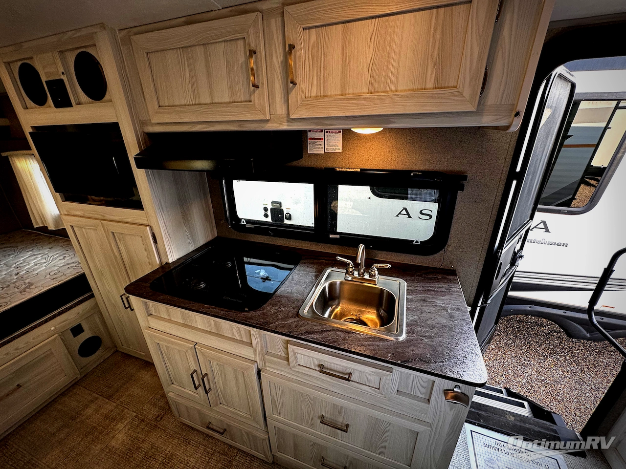 2020 Forest River Rockwood GEO Pro 19FBS Photo 7