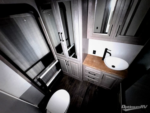 2023 Dutchmen Yukon 412DB RV Photo 4