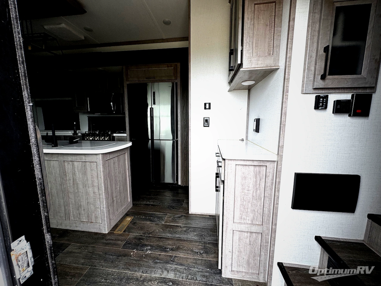 2023 Dutchmen Yukon 412DB Photo 2