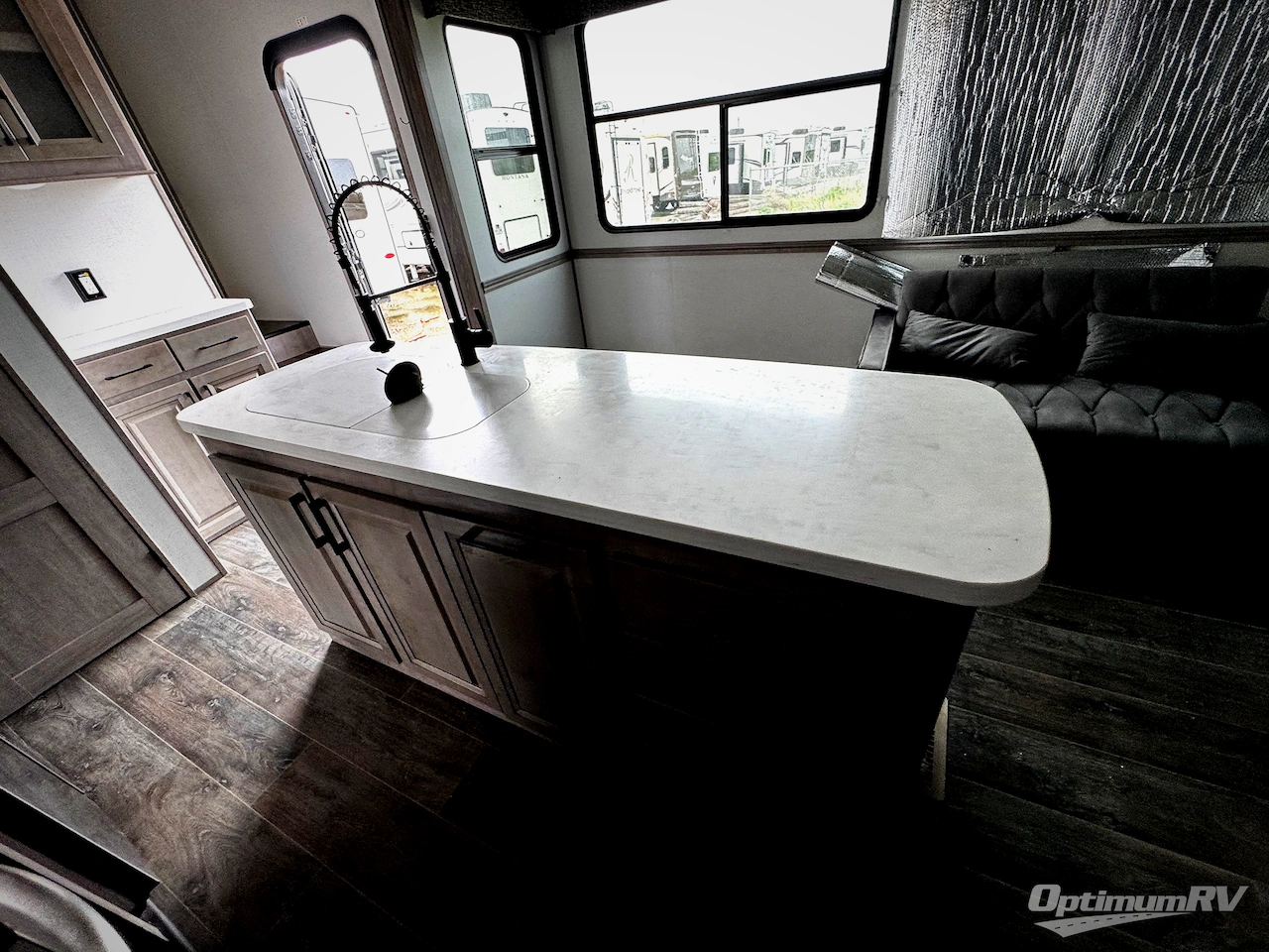 2023 Dutchmen Yukon 412DB Photo 6