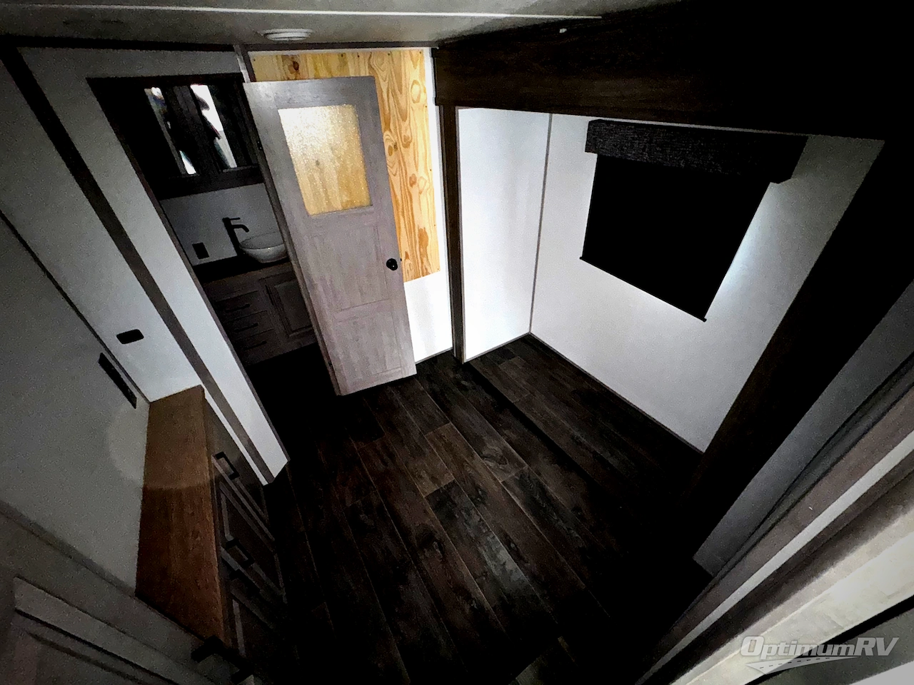 2023 Dutchmen Yukon 412DB Photo 9