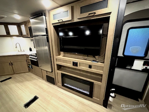 2021 Keystone Hideout 29DFS RV Photo 4