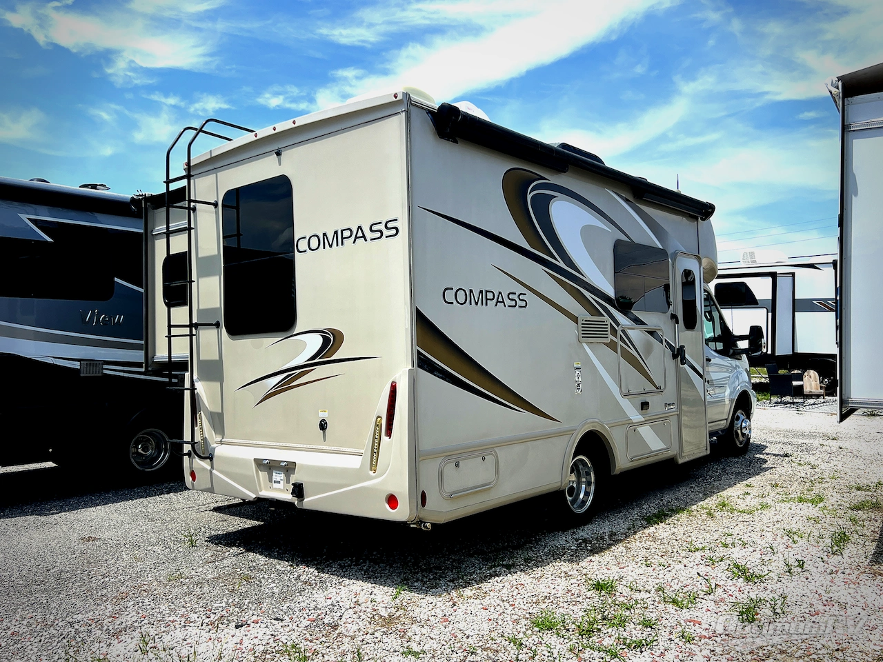 2019 Thor Compass 23TB Photo 2