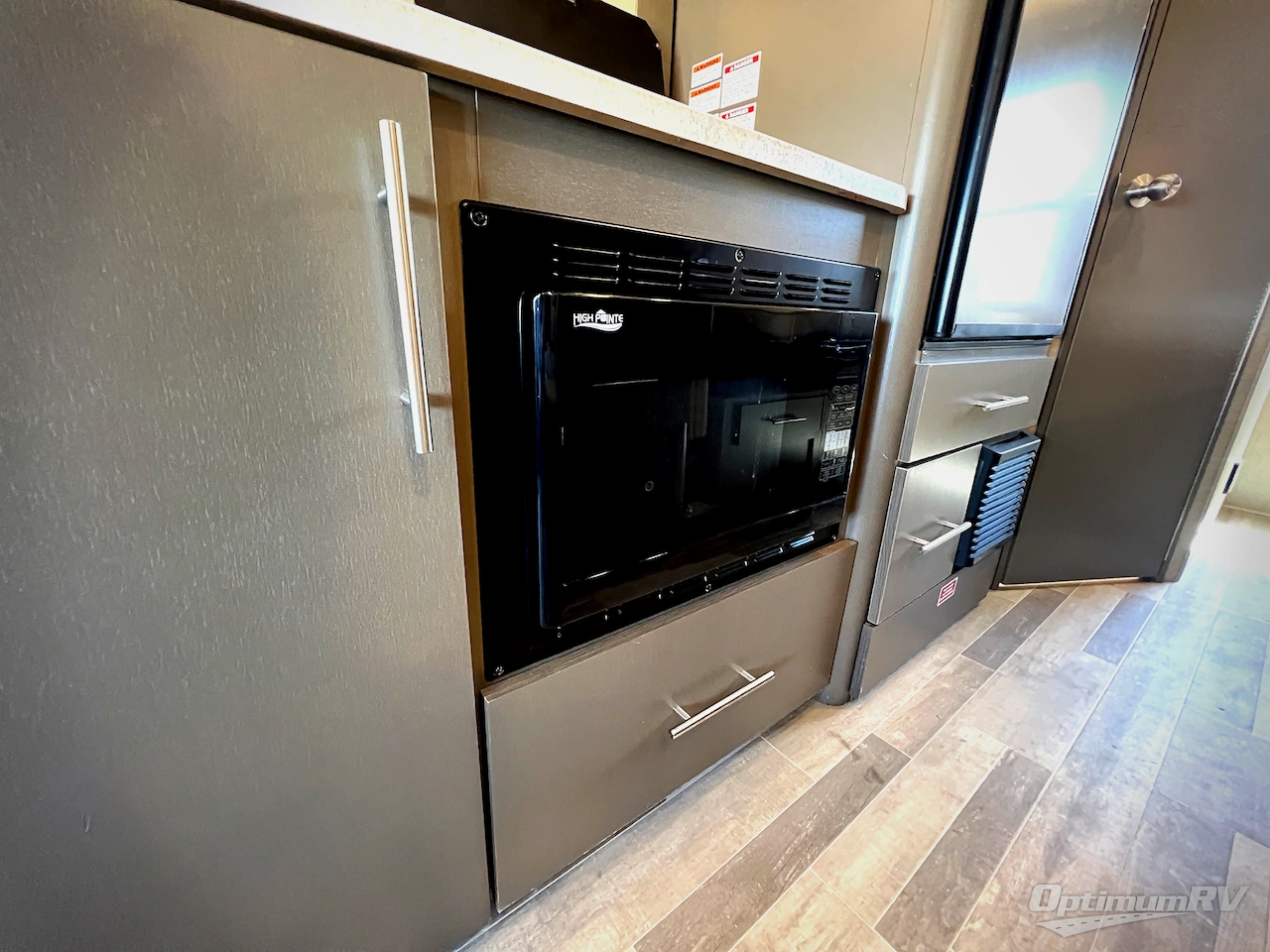 2019 Thor Compass 23TB Photo 13